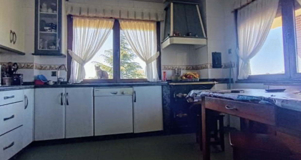 Screenshot at Dec 02 14-23-01