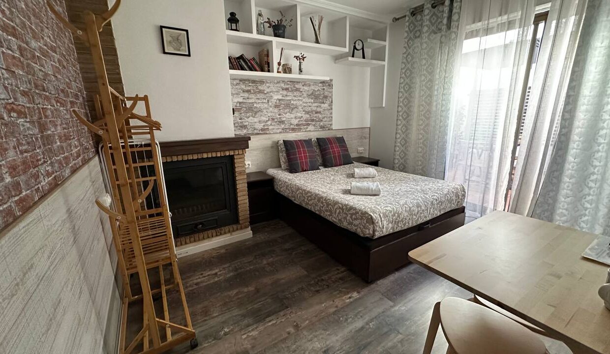 3D19DA4C-FAE4-489C-A0F9-3A0539BB7ECF