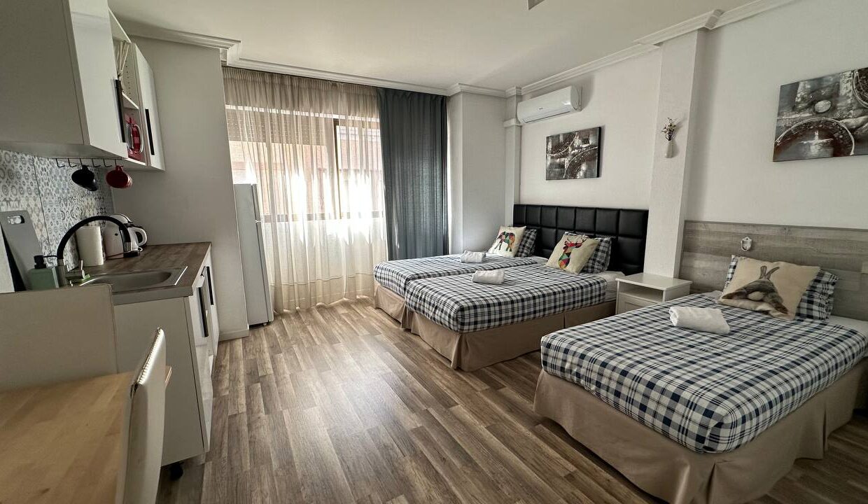 700A3F5E-CDCA-4E31-83B6-E4762D38933D