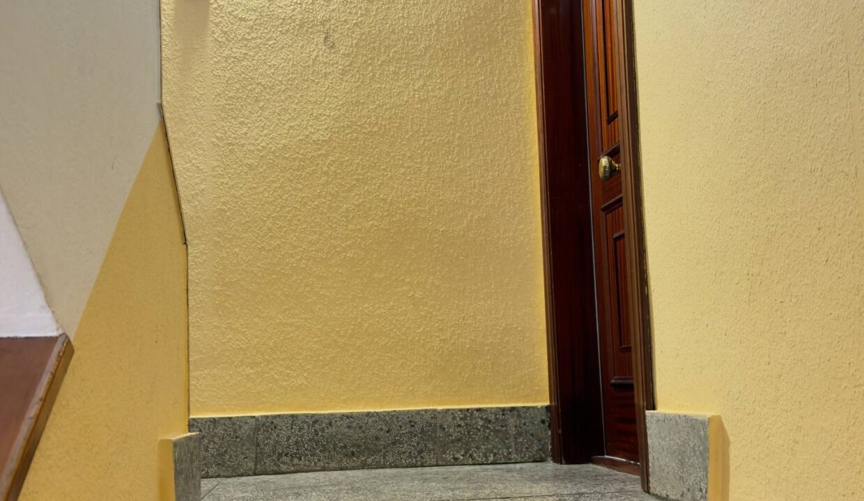 photo_5195241082206228391_w