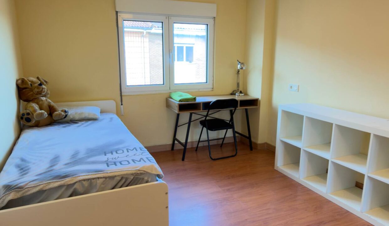 photo_5195241082206228397_w