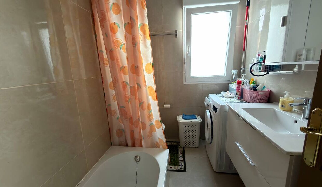 photo_5278743540022318208_y