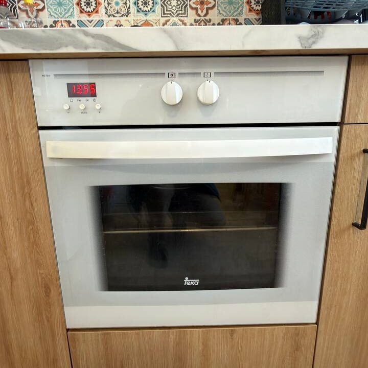 photo_5278743540022318227_y