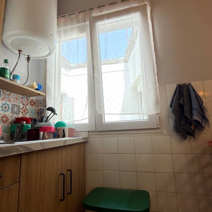 photo_5278743540022318230_y