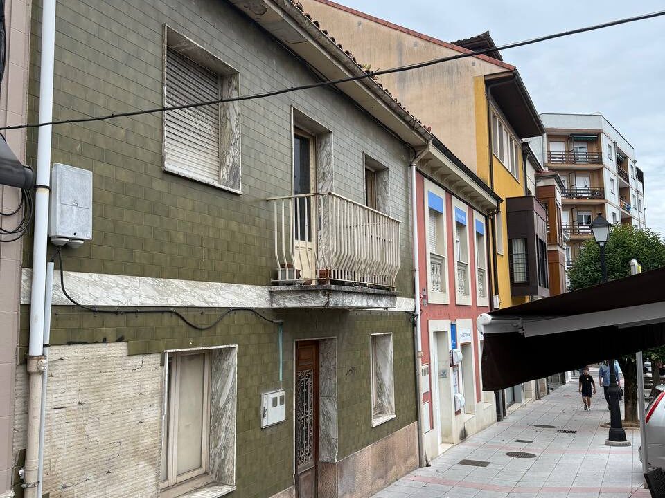 photo_5474575636191375631_y