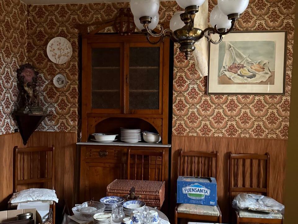 photo_5474575636191375637_y