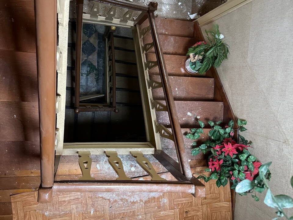 photo_5474575636191375645_y