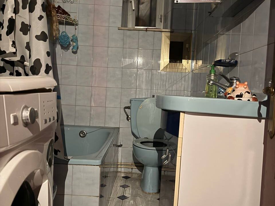 photo_5933986843076529939_y